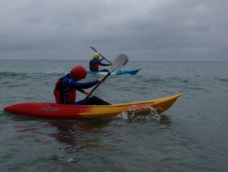  Remando en un día gris 